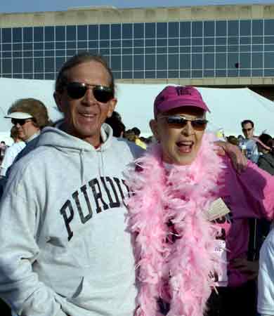 rick Morris and Jan Schroeder at the Race for the cure. Copyright © 2003 Sara J mcBride.